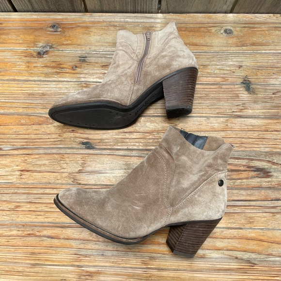 Paul Green Nora Hydro Bootie Womens 8 Tan Suede Stacked Heel Zip Boot - Picture 9 of 16